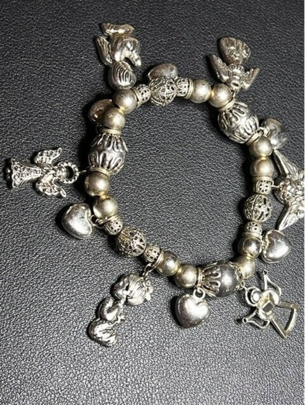 B6916 Vintage Charm Bracelet Angel heart beaded stretch silvertone